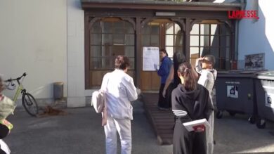 Svizzera, cittadini alle urne per il referendum per rafforzare la neutralità