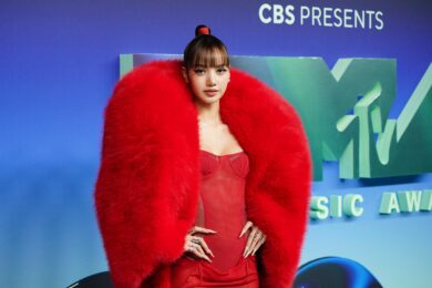 Lisa agli MTV Video Music Awards al Peacock Theater di Los Angeles (Foto di Jordan Strauss/Invision/AP)