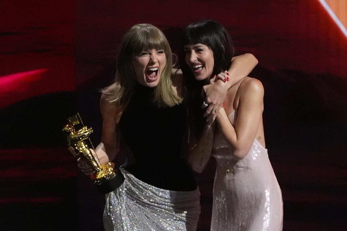 Galleria foto 'MTV Video Music Awards 2026, vincitori e ospiti: le foto della serata a Los Angeles' - foto 23