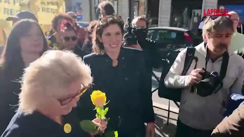 Giulio Regeni, Elly Schlein all’udienza del processo: “Ci tenevo a essere qui”