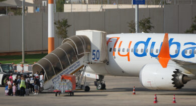 Volo Dubai-Tel Aviv, Netanyahu conferma: “Un pilota ha accoltellato l’altro e ha tentato il dirottamento”. Arrestato