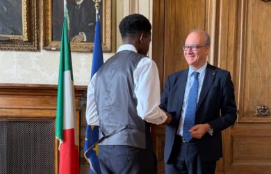 Prof accoltellata a Roma, Valditara premia lo studente congolese che ha fermato l’aggressore