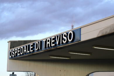 Investito da vapore in caseificio, morto l’operaio di 27 anni ustionato in un’azienda di Borso del Grappa