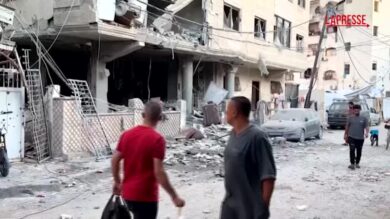 Raid israeliani a Gaza, le immagini degli edifici sventrati