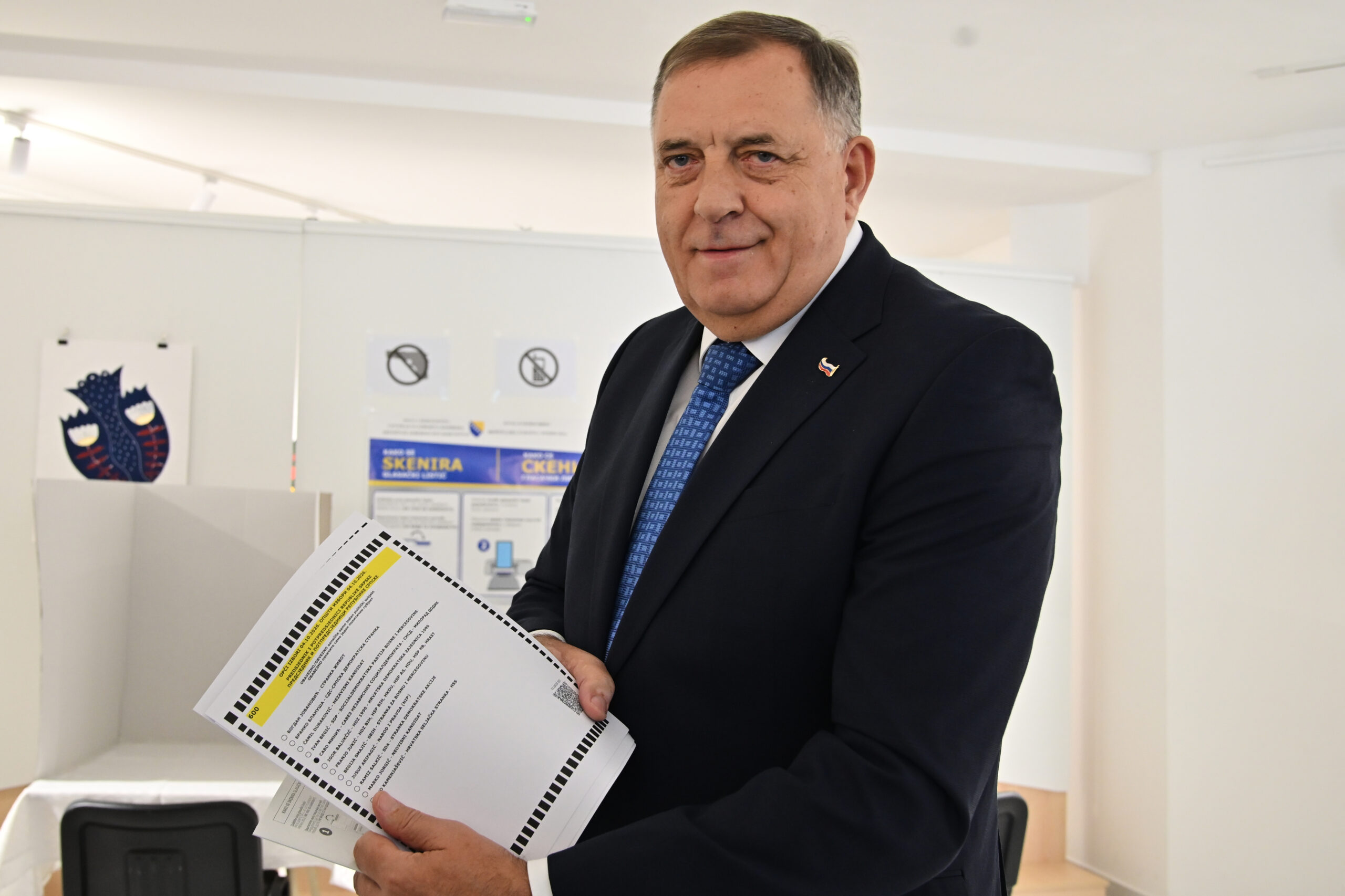 Elezioni in Bosnia, il separatista serbo Dodik dichiara vittoria