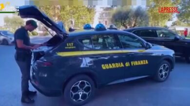 Roma, controlli della Guardia di Finanza: 7 arresti e oltre 10 kg di droga sequestrati