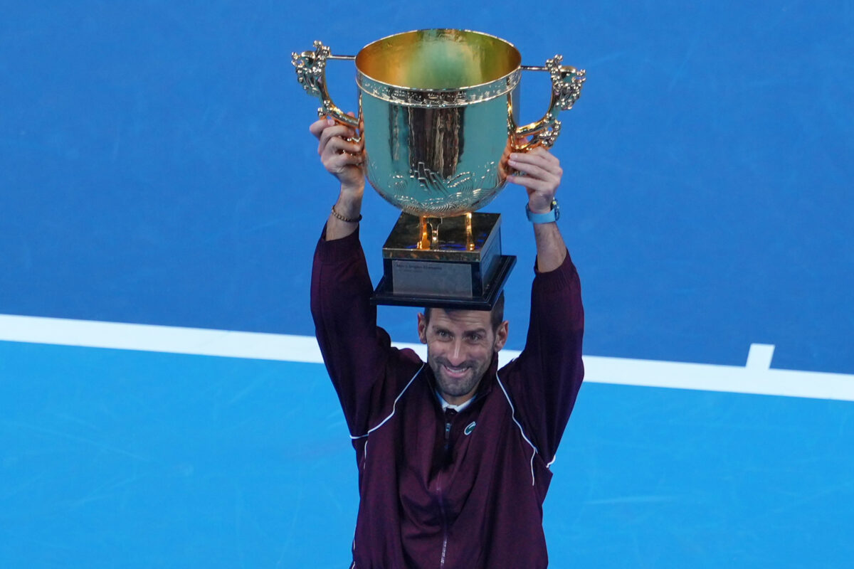 Galleria foto 'Novak Djokovic trionfa al’Atp Pechino 2026: in finale il ritiro di De Minaur – Le foto' - foto 6