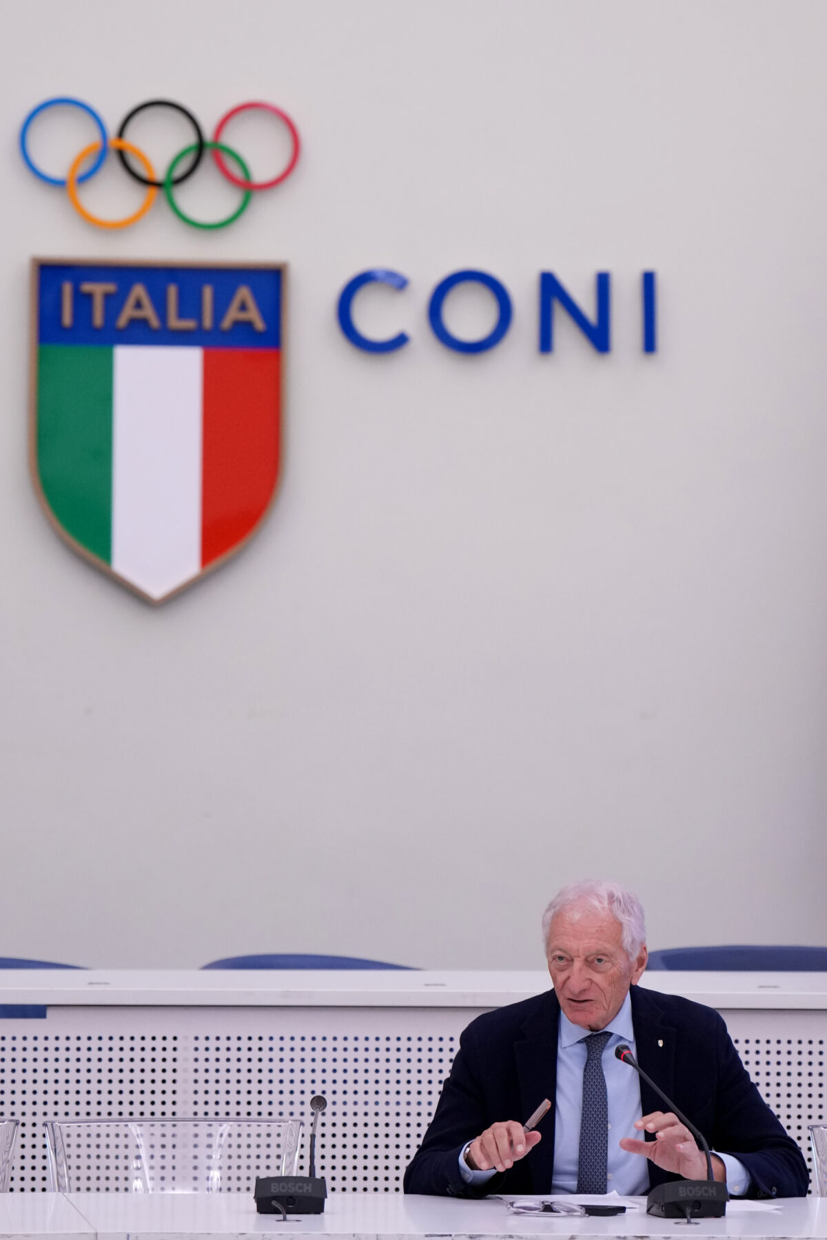Galleria foto 'Giovanni Malagò nuovo commissario della FIGC' - foto 4