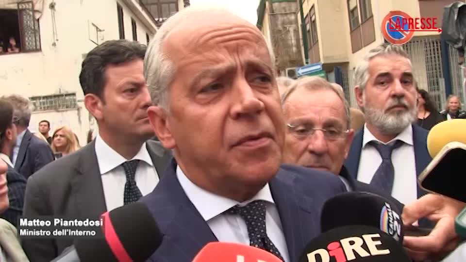 campi flegrei piantedosi decreto in cdm probabilmente gi224 da marted236 da Lapresse.it campi flegrei piantedosi decreto in cdm probabilmente gi224 da marted236