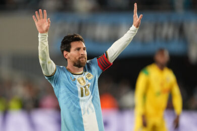 Lionel Messi allo stadio di Buenos Aires durante la partita amichevole tra Argentina e Benin, che segna la sua ultima apparizione con la nazionale della Selección (AP/Photo/Gustavo Garello)