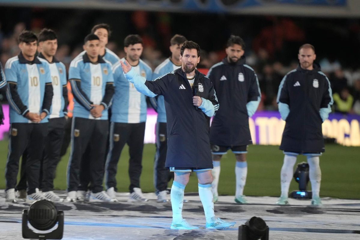 Ultimo tango di Messi, l’Argentina saluta il campione alla sua apparizione finale con la Seleccion Ultimo tango di Messi, l’Argentina saluta il campione alla sua apparizione finale con la Seleccion