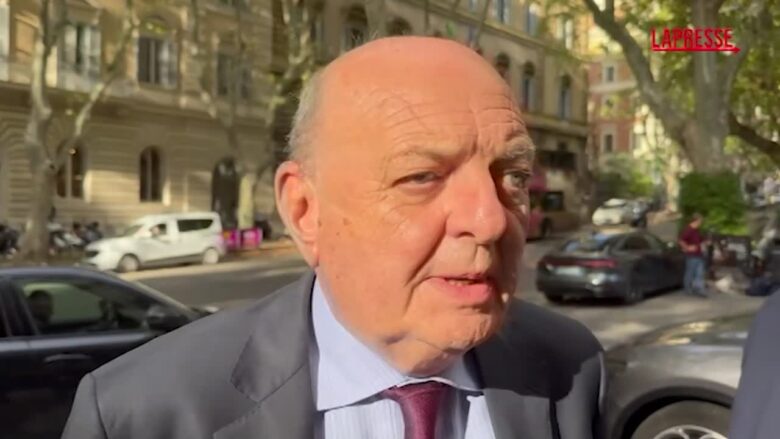 Carburanti, Pichetto Fratin: "Incontro al Mimit per fare quadro della situazione sulla raffinazione"