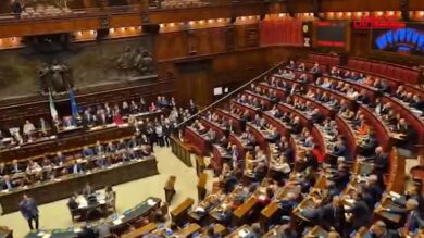 Legge elettorale: dopo ok applauso Centrodestra e cartelli opposizioni