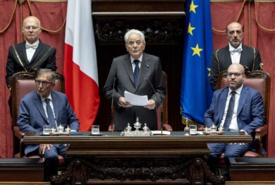 Legge elettorale, il precedente del Porcellum 2005: quando il deputato Mattarella contestò la parola ‘capo’