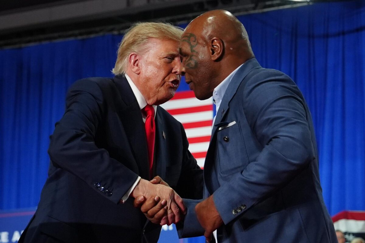 Galleria foto 'Usa, Trump al comizio di Syracuse con Mike Tyson' - foto 5