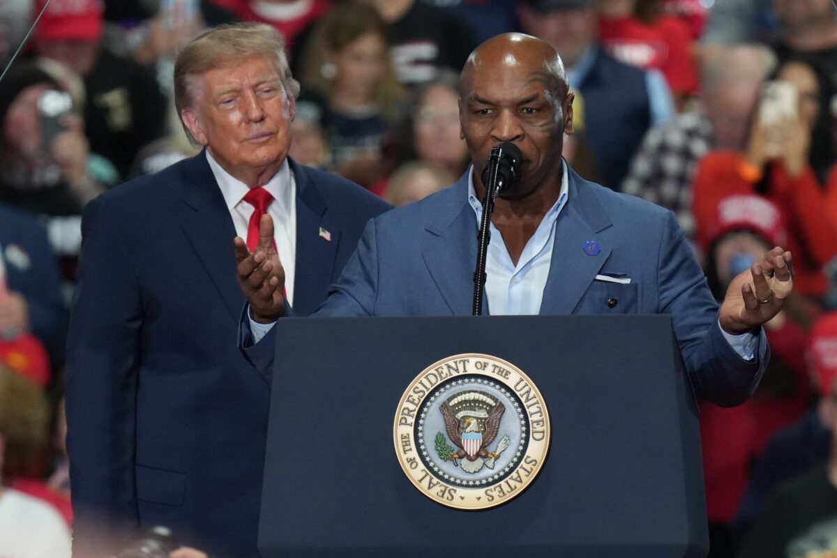 Galleria foto 'Usa, Trump al comizio di Syracuse con Mike Tyson' - foto 10