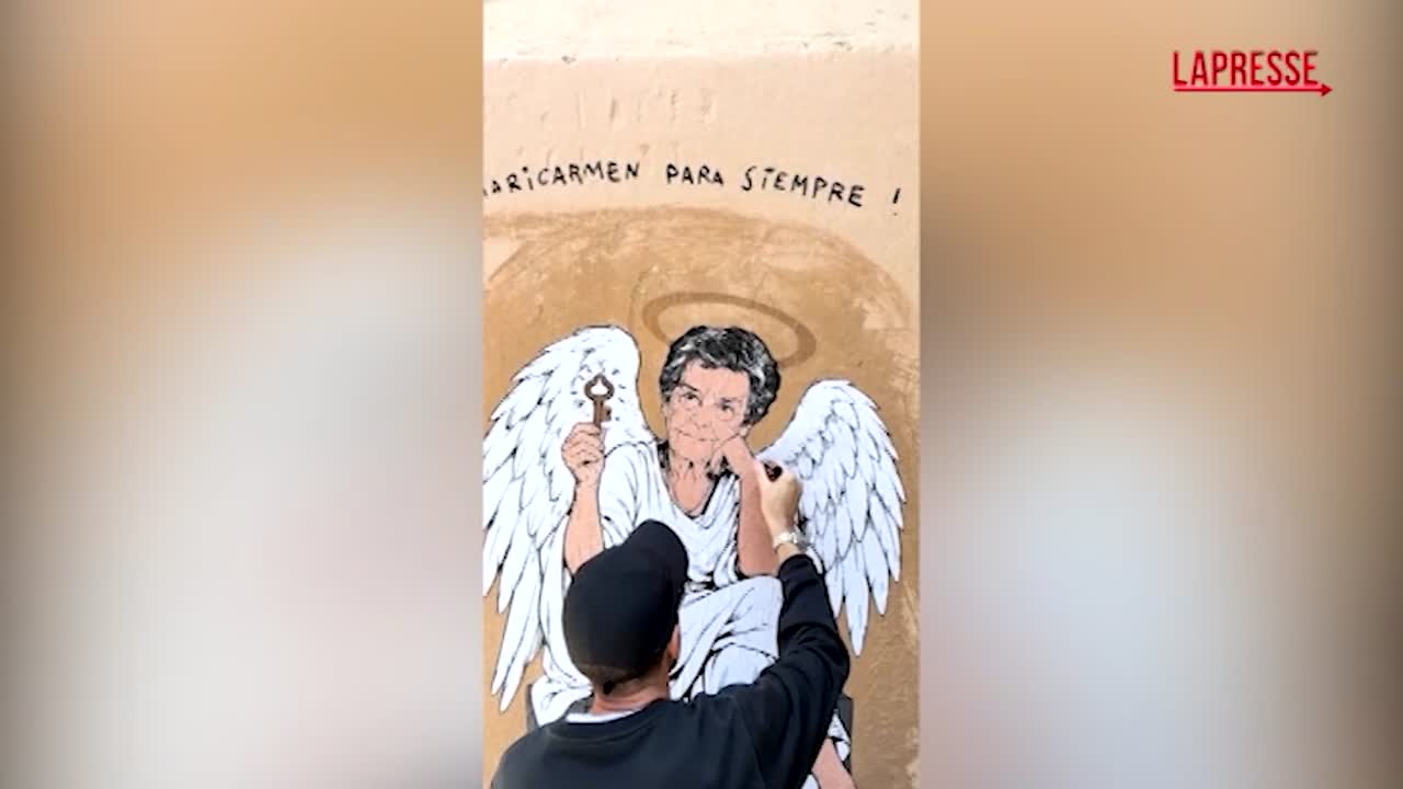 spagna l artista tvboy dedica un graffito a maricarmen da Lapresse.it spagna l artista tvboy dedica un graffito a maricarmen