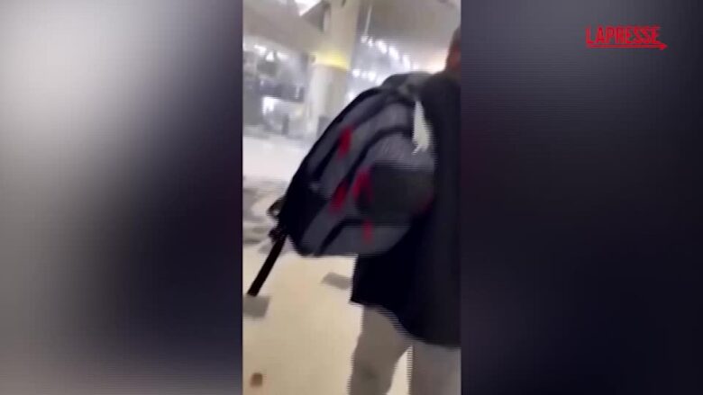 Attacco all'aeroporto di Riad, terminal danneggiati: le immagini all'interno dello scalo