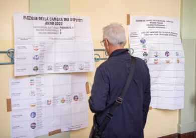 Elezioni 2027, le coalizioni verso la campagna elettorale. Sulla via del voto lo scoglio Consulta