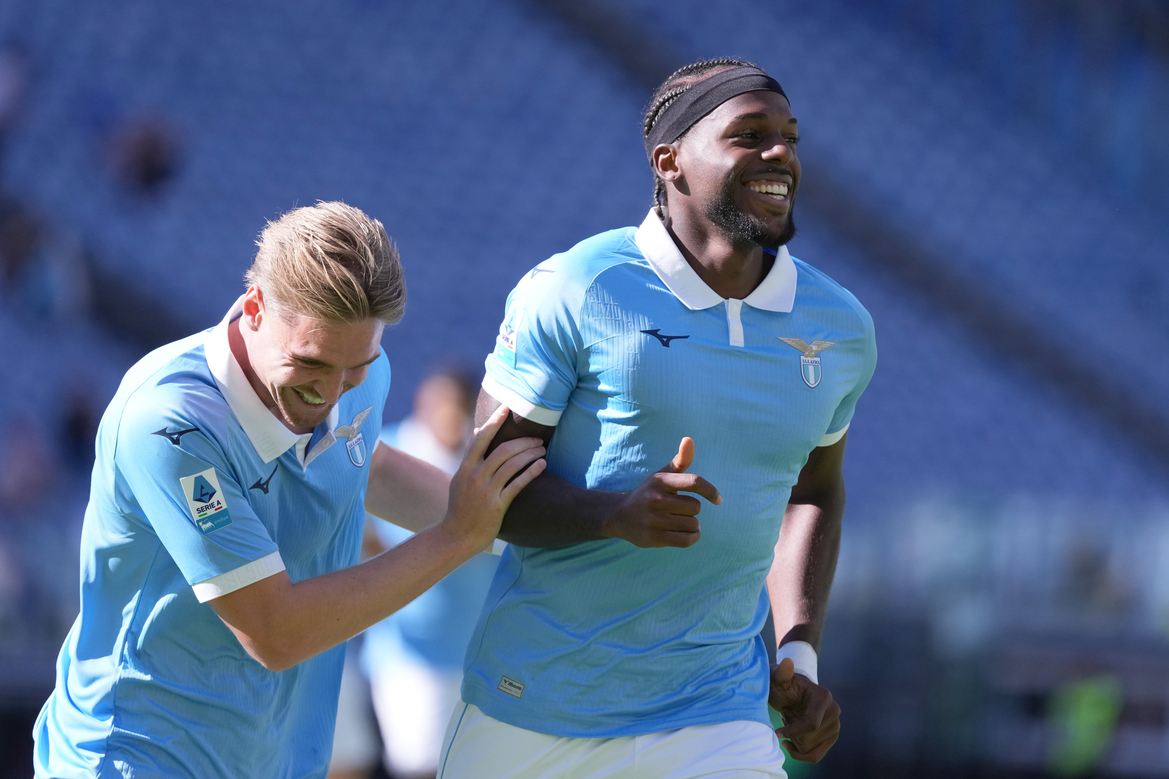 Serie A, Lazio-Monza 3-1: biancocelesti in vetta con l’Inter Serie A, Lazio-Monza 3-1: biancocelesti in vetta con l’Inter