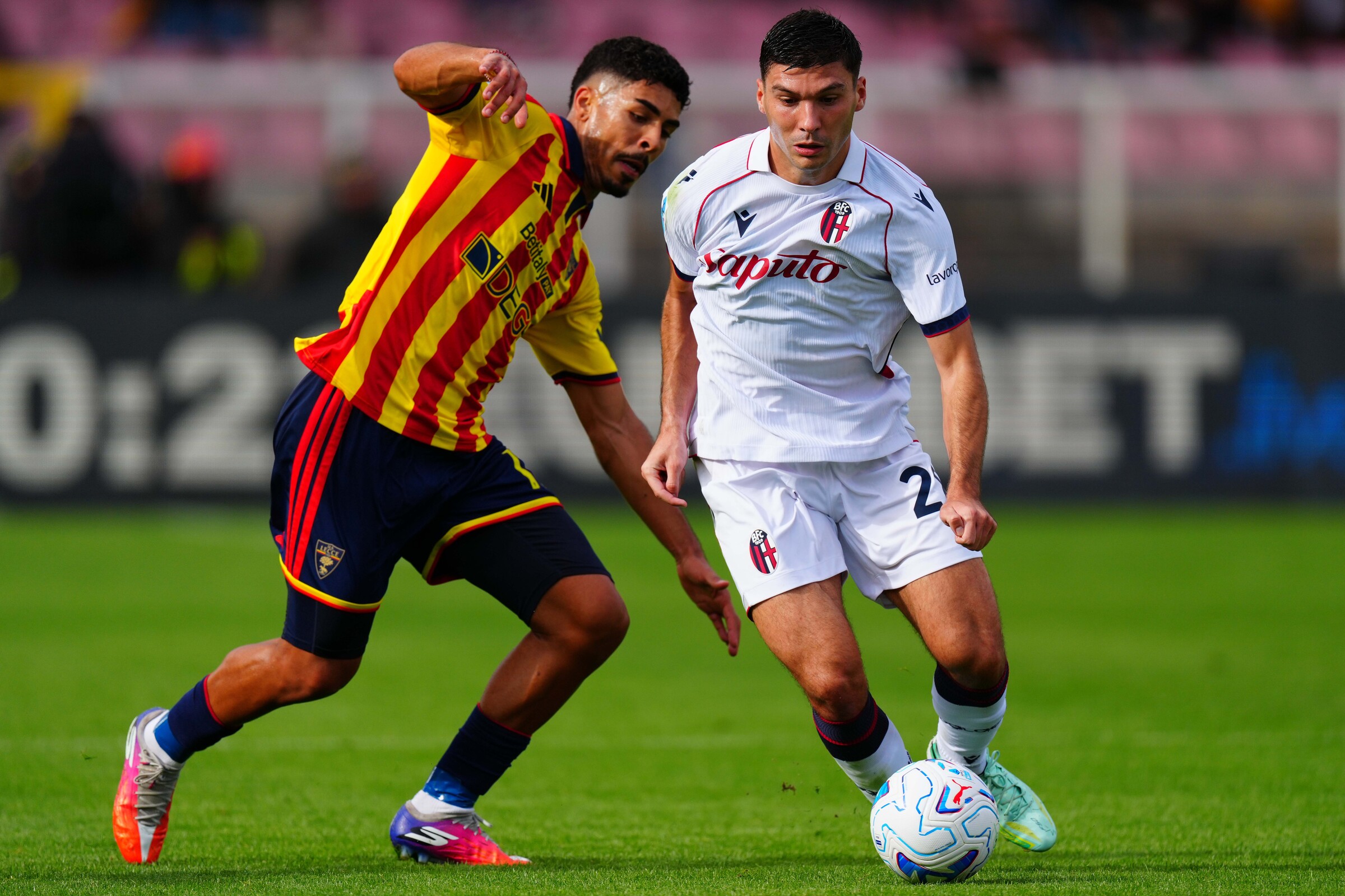 Serie A, Lecce-Bologna 1-2: la risolve Enem Serie A, Lecce-Bologna 1-2: la risolve Enem