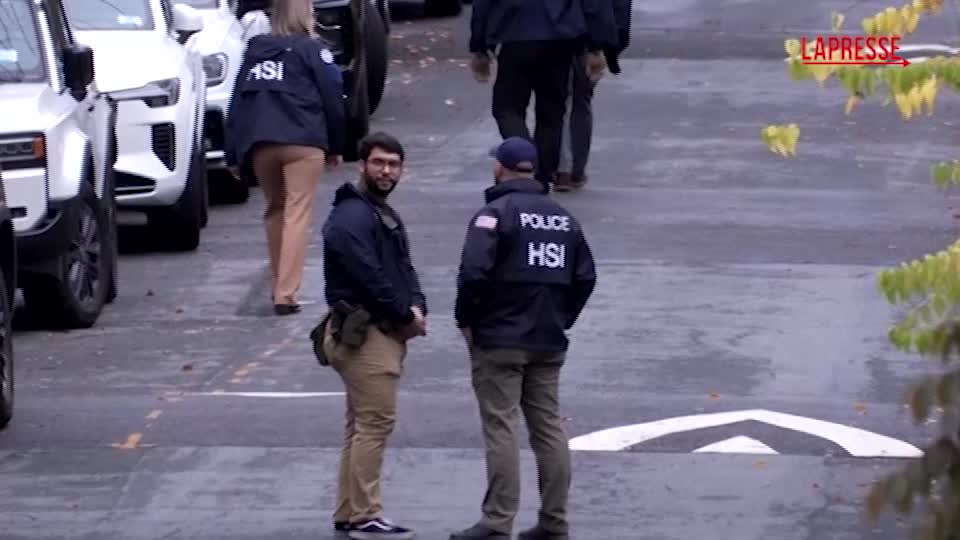 usa perquisita abitazione della deputata democratica ilhan omar da Lapresse.it usa perquisita abitazione della deputata democratica ilhan omar