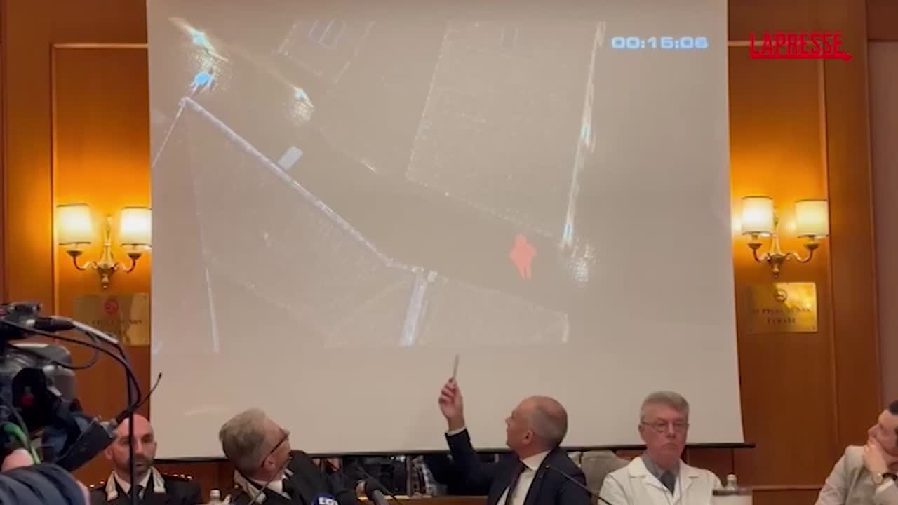 david rossi una persona nel vicolo ha atteso che morisse la videoricostruzione con l ai da Lapresse.it david rossi una persona nel vicolo ha atteso che morisse la videoricostruzione con l ai