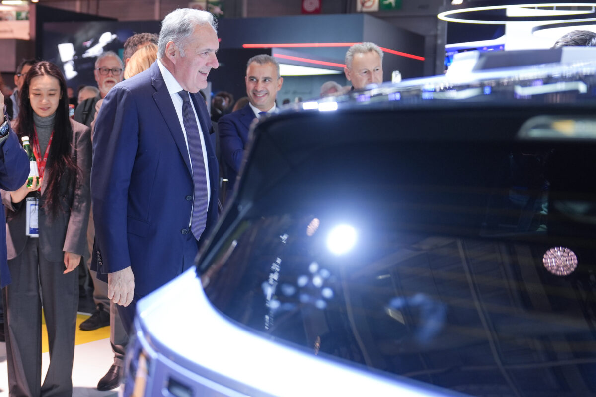 Galleria foto 'Alfredo Altavilla al Salone dell’Auto di Parigi 2026' - foto 6