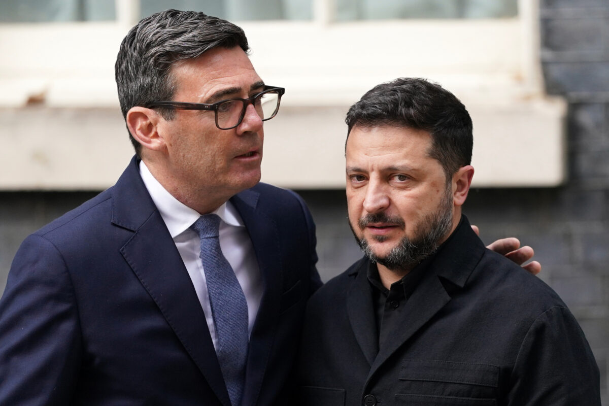 Galleria foto 'Zelensky a Londra, il presidente ucraino incontra Burnham a Downing Street' - foto 3