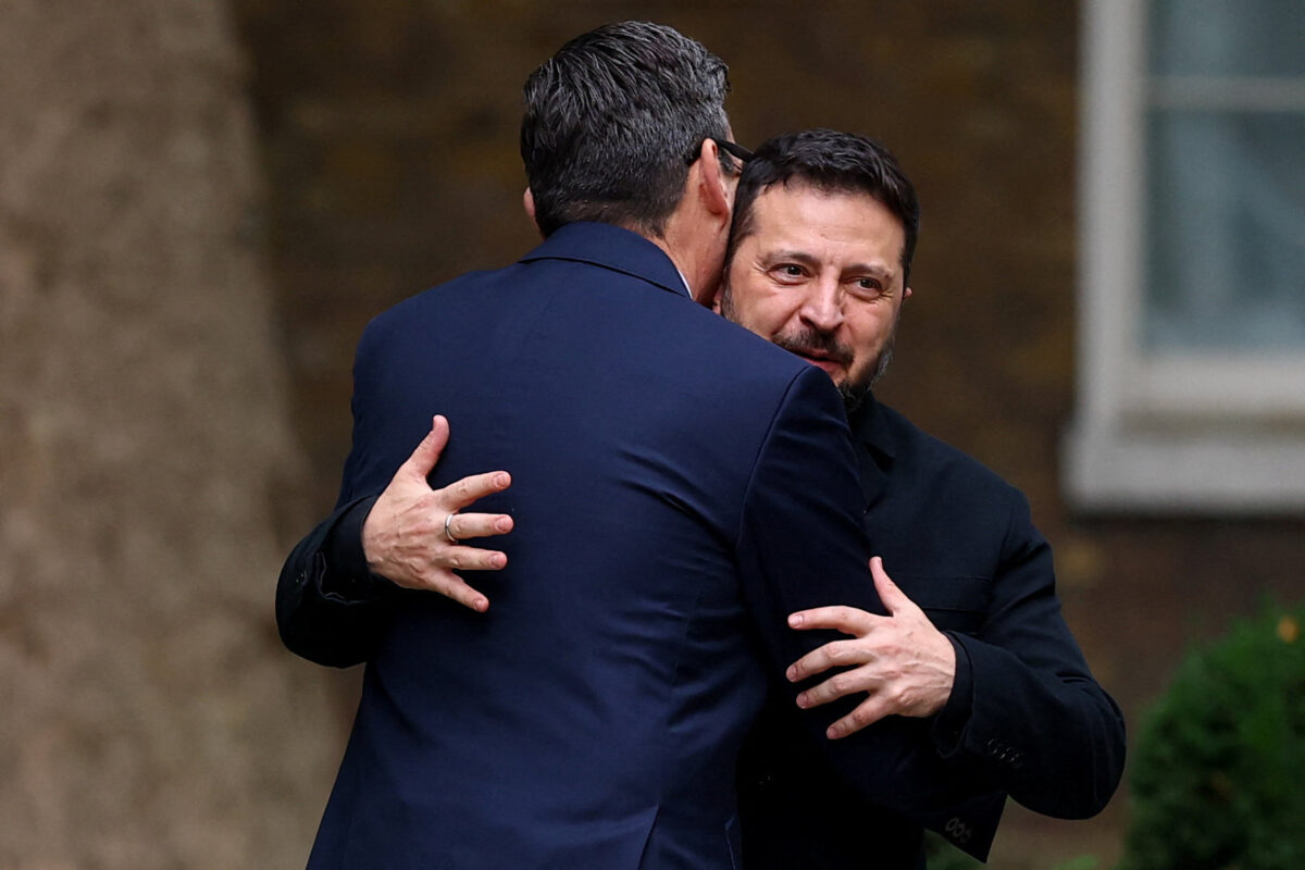 Galleria foto 'Zelensky a Londra, il presidente ucraino incontra Burnham a Downing Street' - foto 5