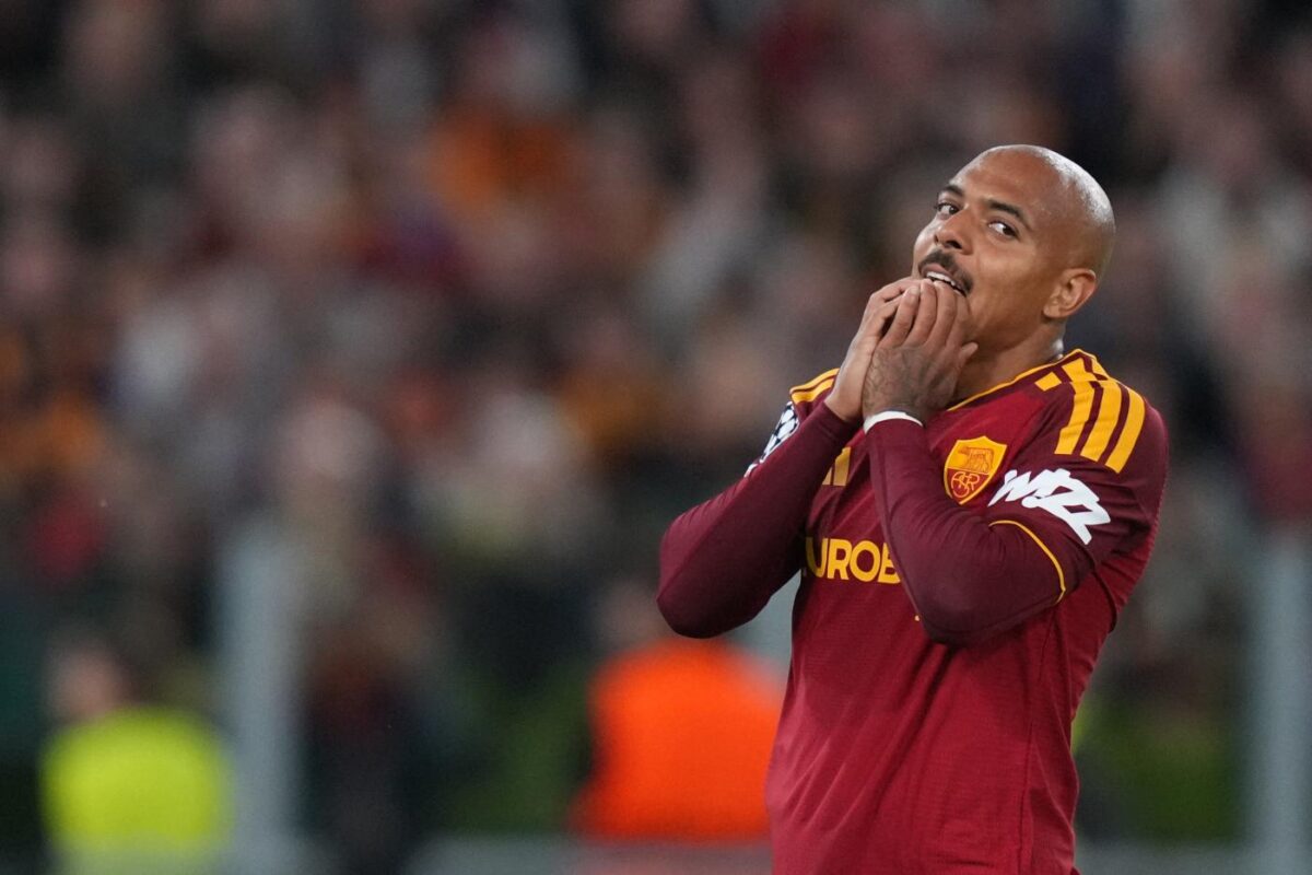 Inter e Roma cercano il riscatto in Serie A dopo il flop Champions Inter e Roma cercano il riscatto in Serie A dopo il flop Champions