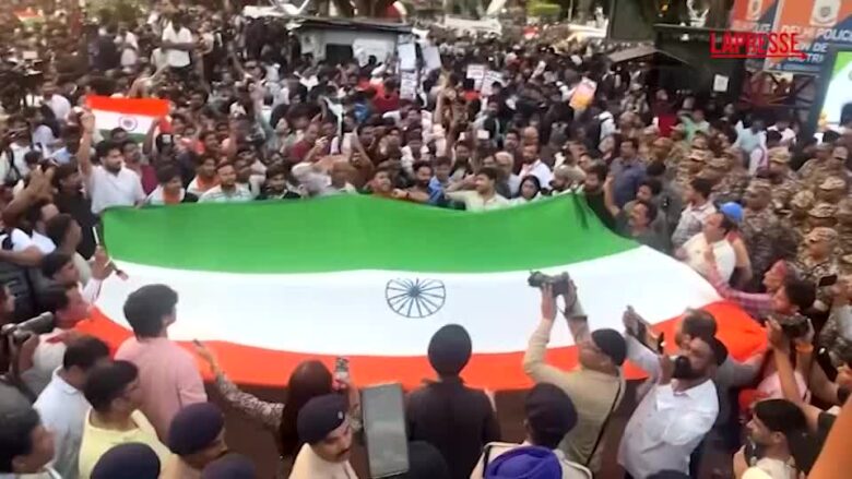 India, migliaia in protesta a Nuova Delhi. Leader degli 'Scarafaggi' arrestato prima del corteo