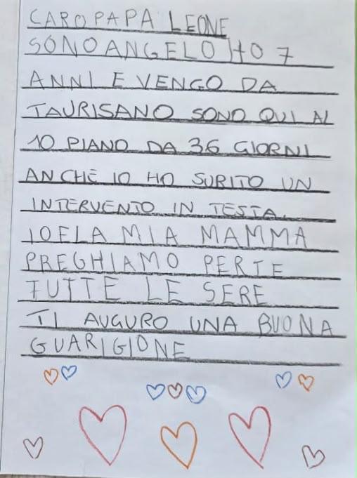 Papa Leone XIV, lettere e disegni dei bambini ricoverati al Pontefice: “Ti auguro una buona guarigione” Papa Leone XIV, lettere e disegni dei bambini ricoverati al Pontefice: “Ti auguro una buona guarigione”